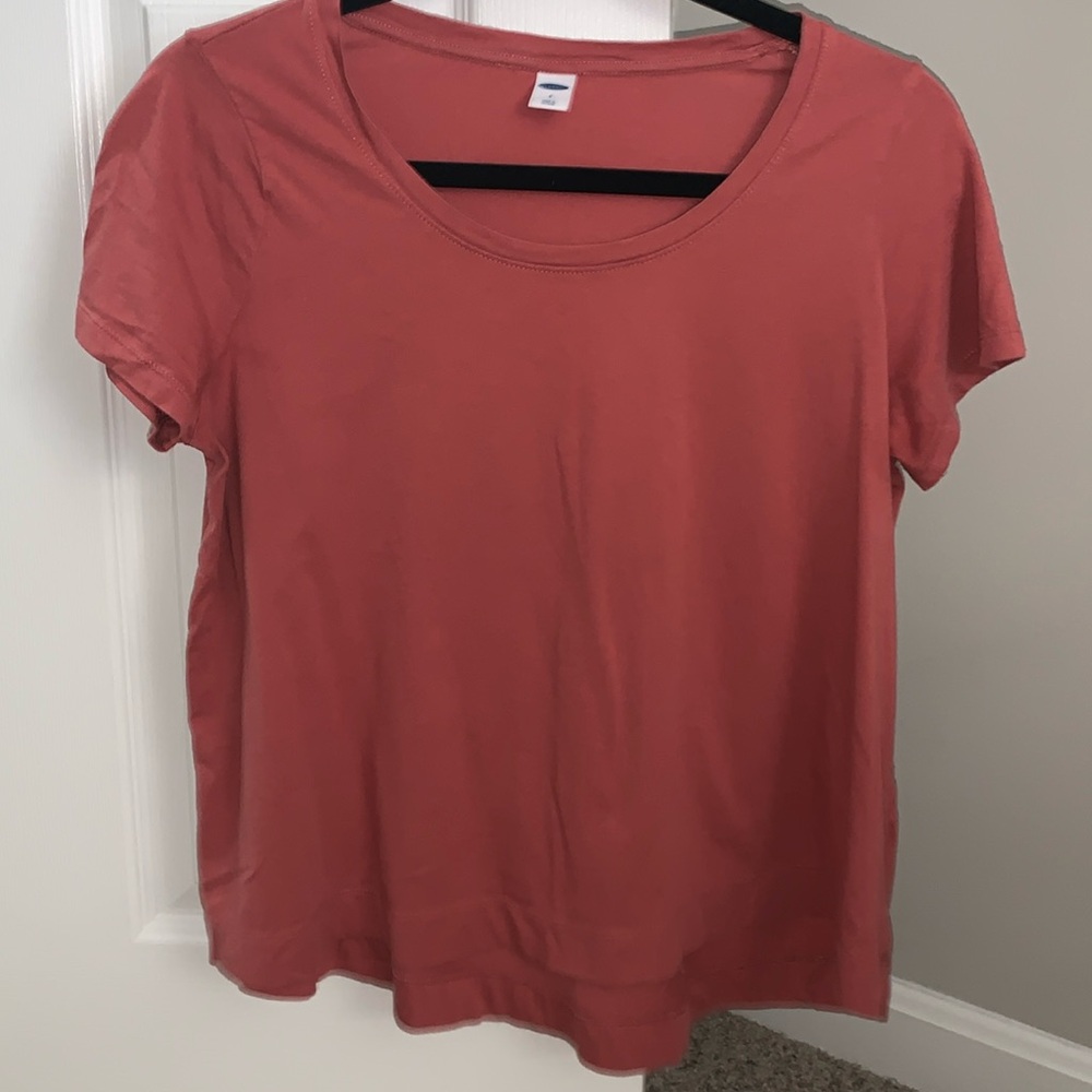 Old Navy T-shirt